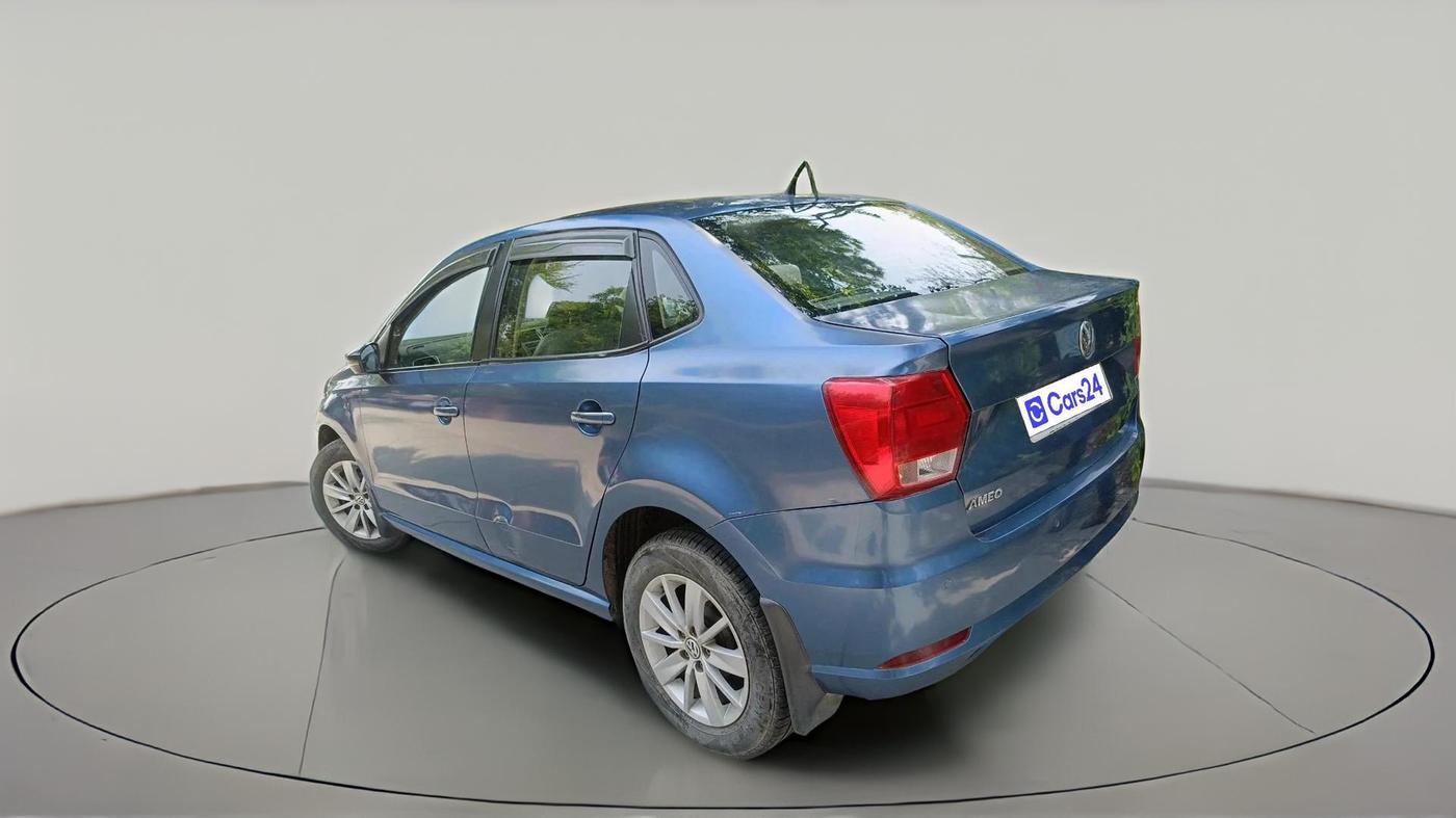 2016 Volkswagen Ameo HIGHLINE1.2L, Petrol, Manual, 83,027 km, exterior