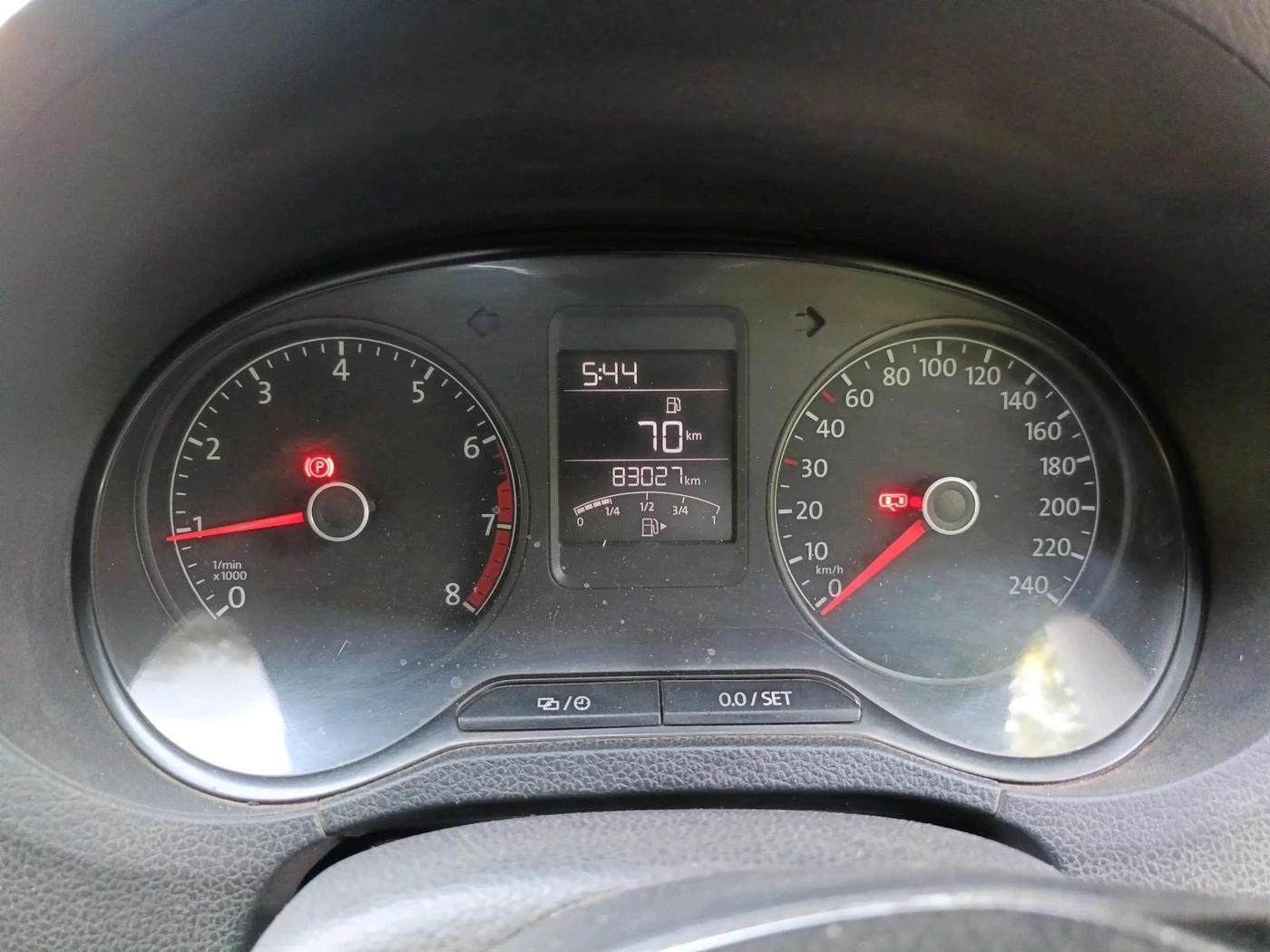 2016 Volkswagen Ameo HIGHLINE1.2L, Petrol, Manual, 83,027 km, interior