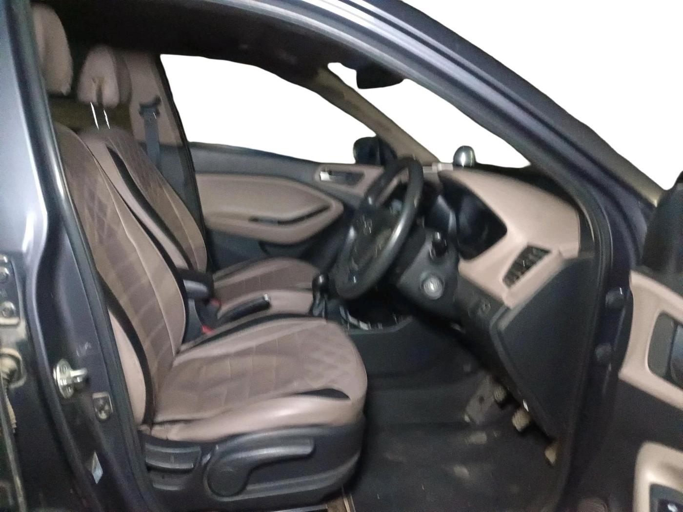 2017 Hyundai Elite i20 ASTA 1.2, Petrol, Manual, 63,415 km, interior
