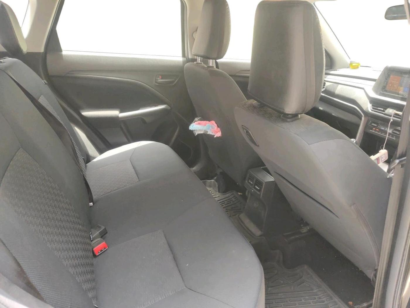 2023 Maruti BREZZA VXI, Petrol, Manual, 18,656 km, interior
