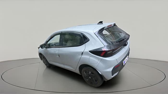 2025 Tata ALTROZ Creative Petrol 5AMT, Petrol, Automatic, 19,272 km, exterior