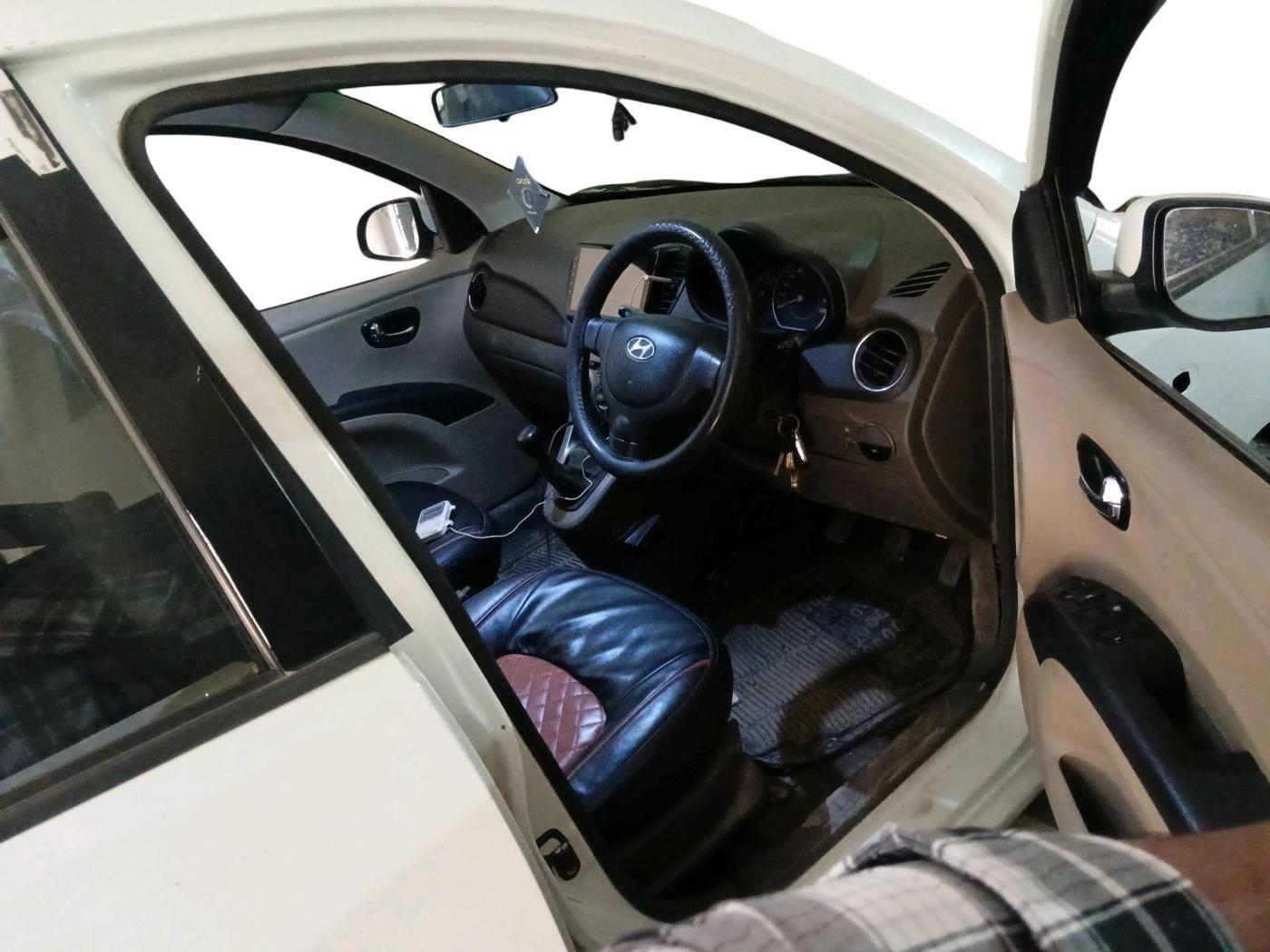 2011 Hyundai i10 MAGNA 1.2, Petrol, Manual, 91,695 km, interior