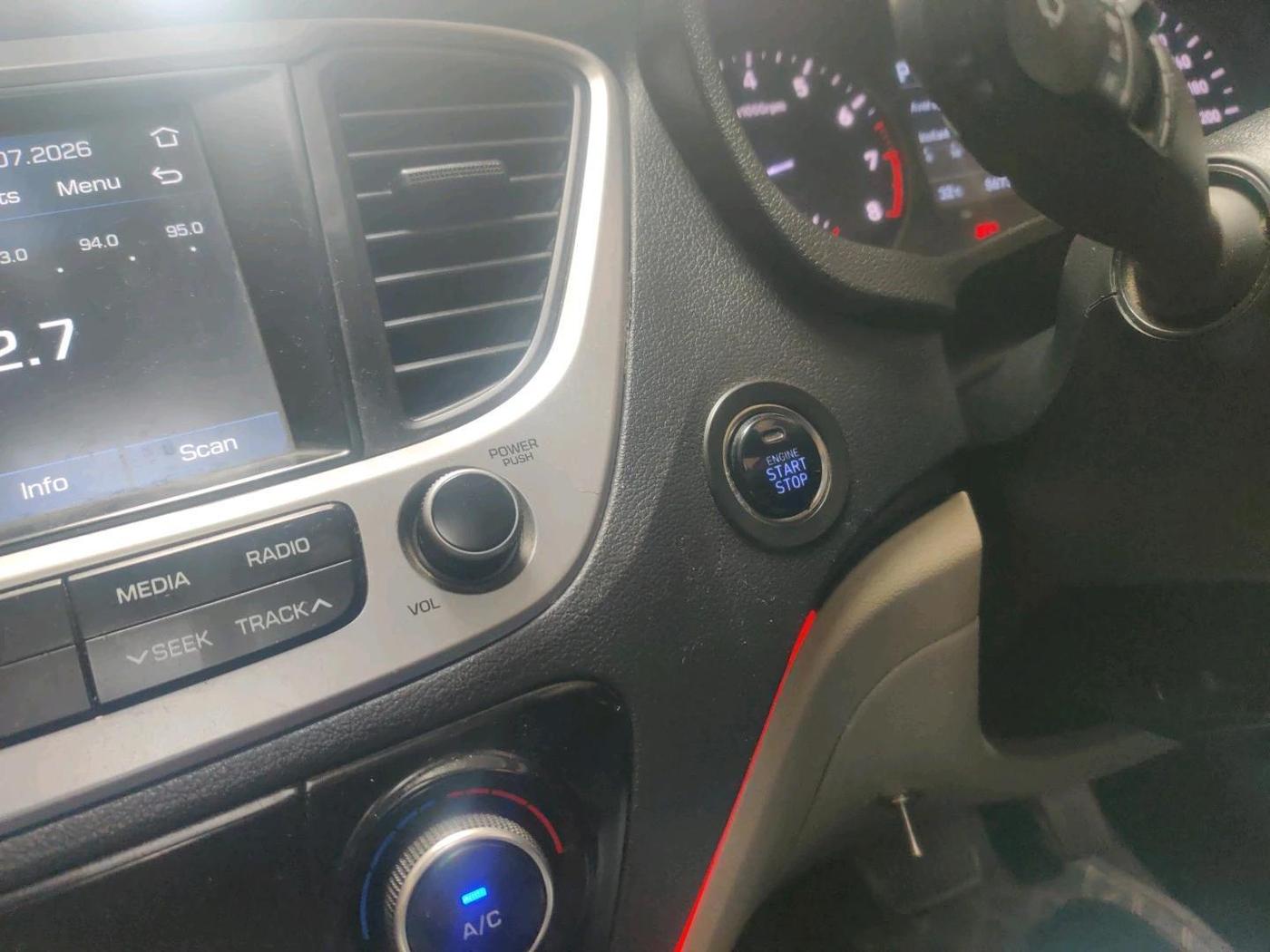 2019 Hyundai Verna 1.6 VTVT SX + AT, Petrol, Automatic, 86,731 km, interior