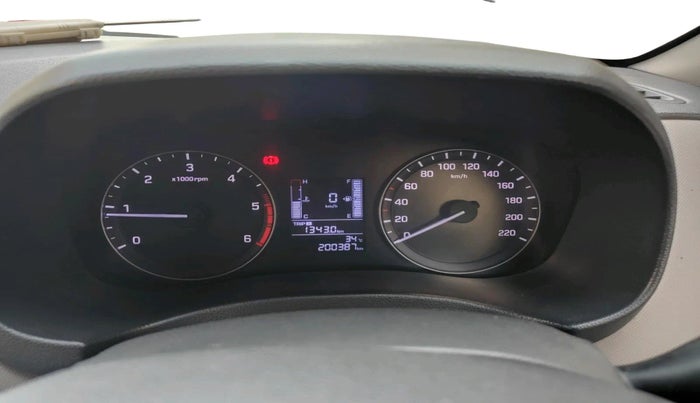 2016 Hyundai Creta S PLUS 1.4 DIESEL, Diesel, Manual, 2,00,387 km, interior