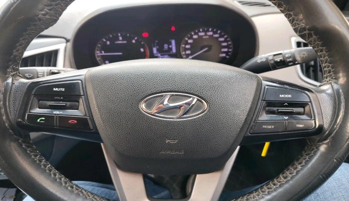 2016 Hyundai Creta S PLUS 1.4 DIESEL, Diesel, Manual, 2,00,387 km, interior