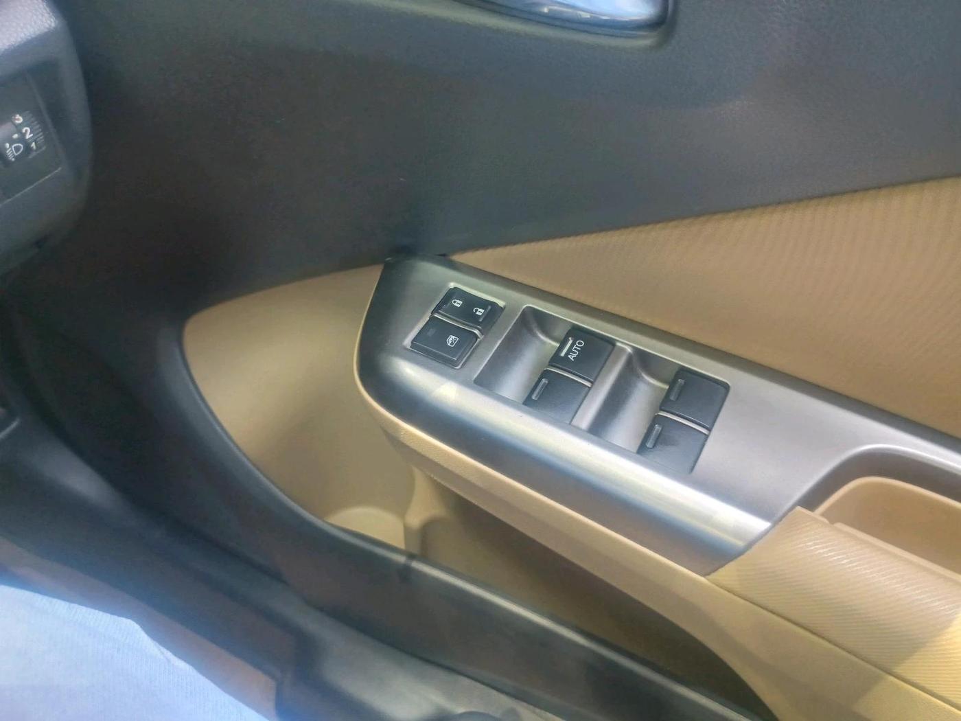 2016 Honda City 1.5L I-VTEC V MT, Petrol, Manual, 97,159 km, interior