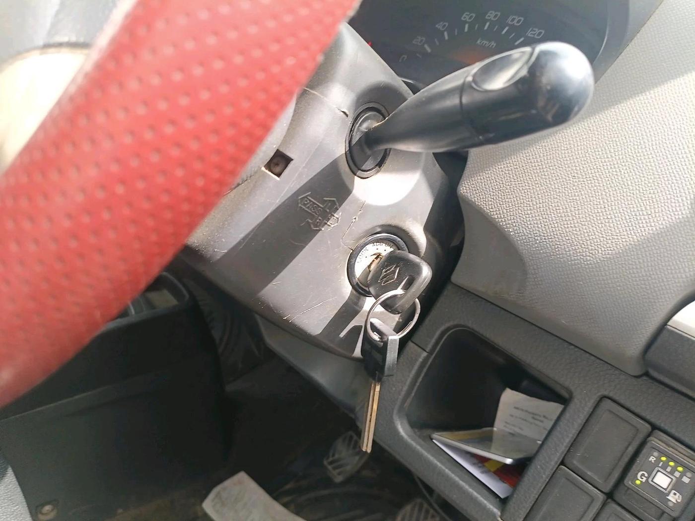 2012 Maruti Wagon R 1.0 LXI, CNG, Manual, 1,14,087 km, interior
