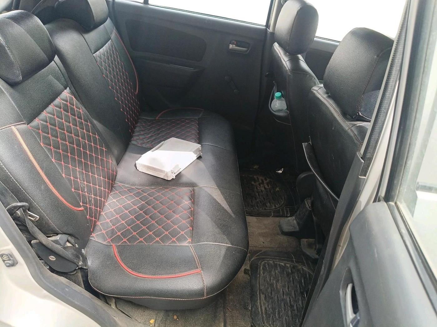 2012 Maruti Wagon R 1.0 LXI, CNG, Manual, 1,14,087 km, interior