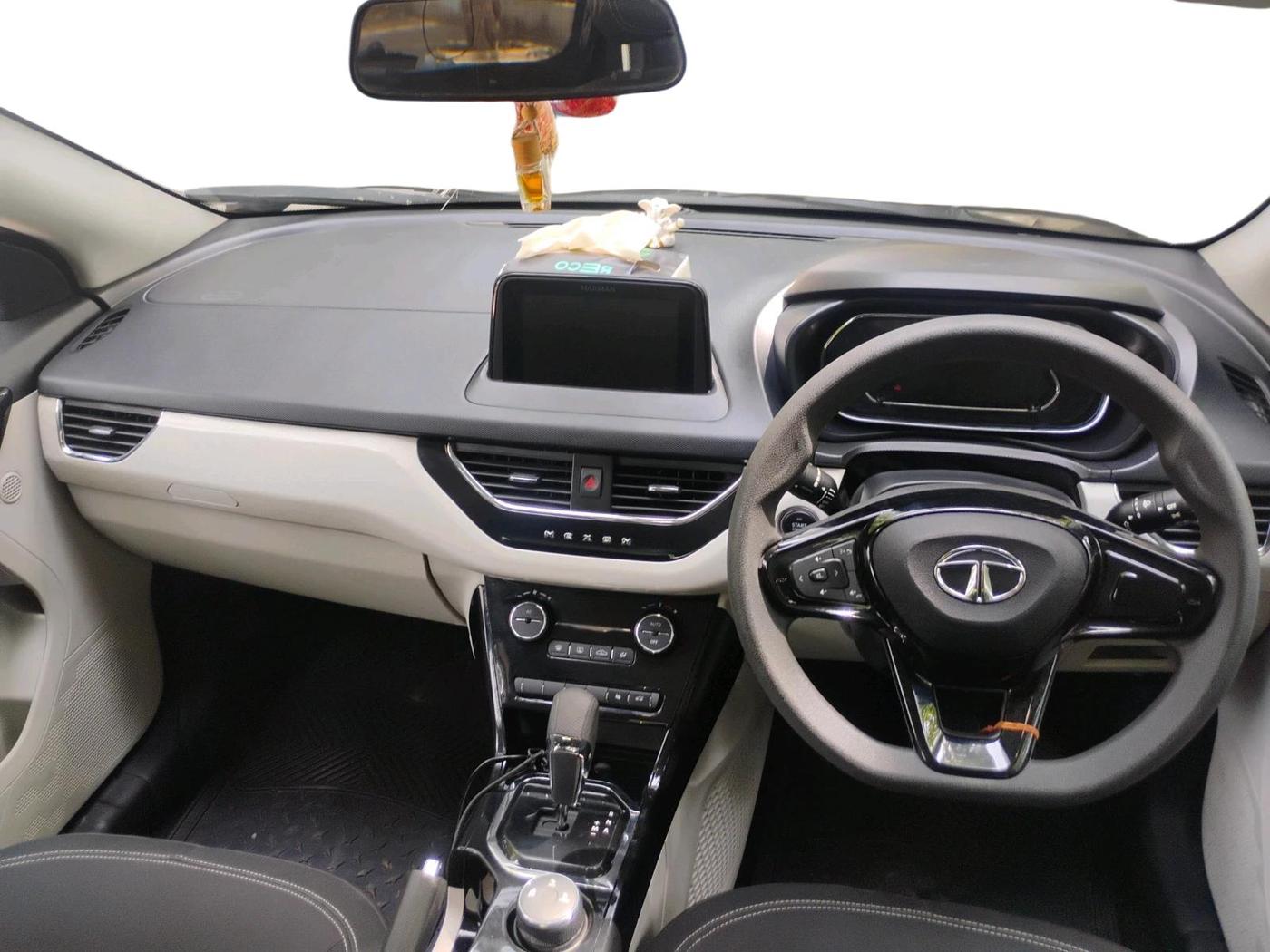 2023 Tata NEXON XZA PLUS PETROL, Petrol, Automatic, 7,757 km, interior