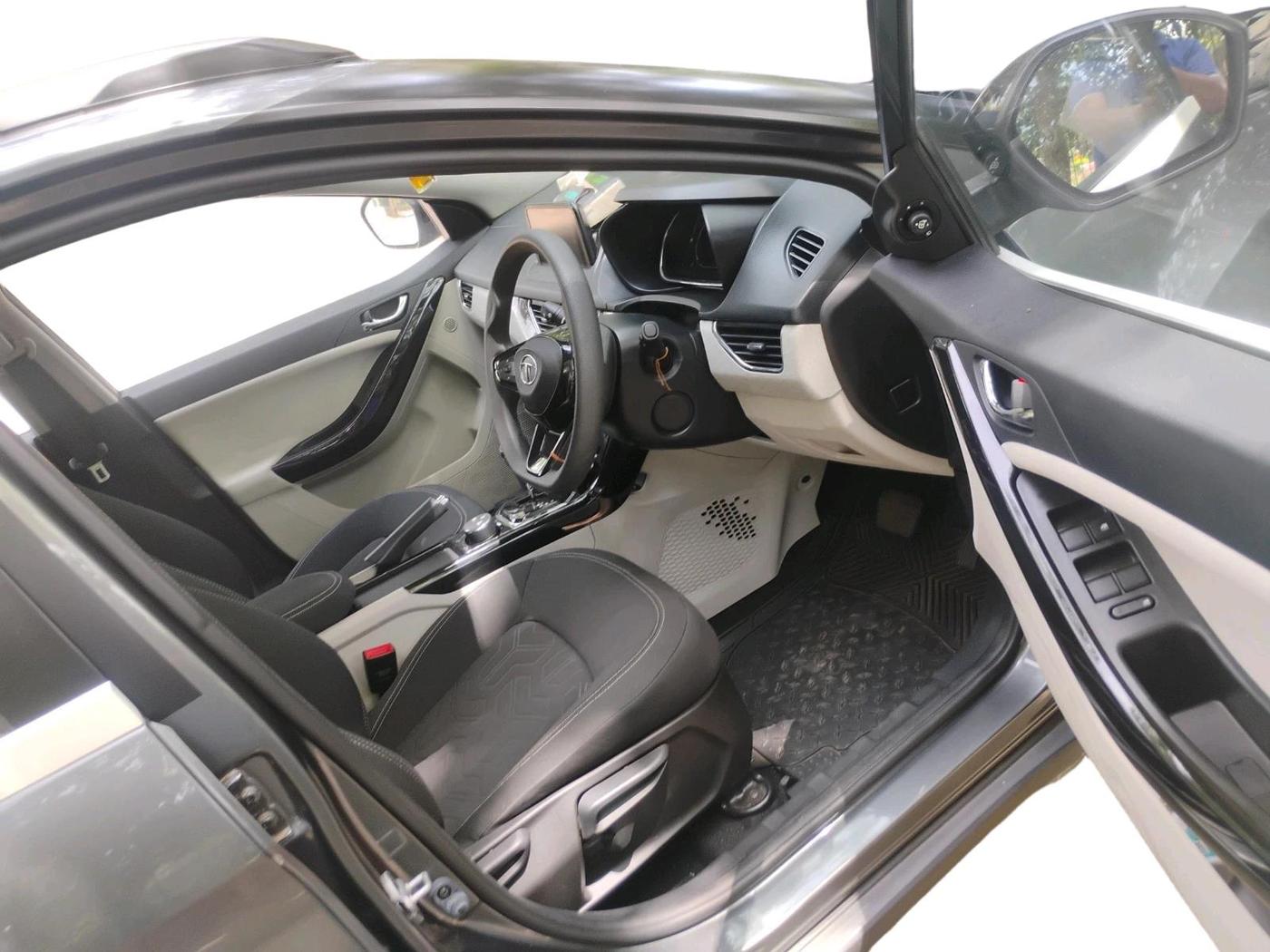 2023 Tata NEXON XZA PLUS PETROL, Petrol, Automatic, 7,757 km, interior