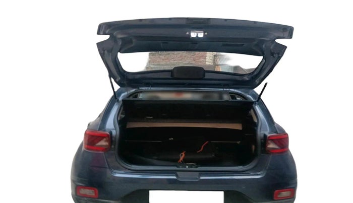 2021 Hyundai VENUE S 1.2, Petrol, Manual, 29,993 km, exterior