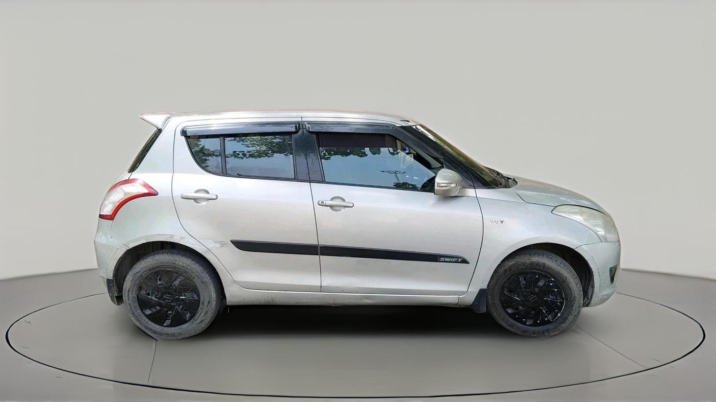 2013 Maruti Swift VXI, CNG, Manual, 62,092 km, exterior