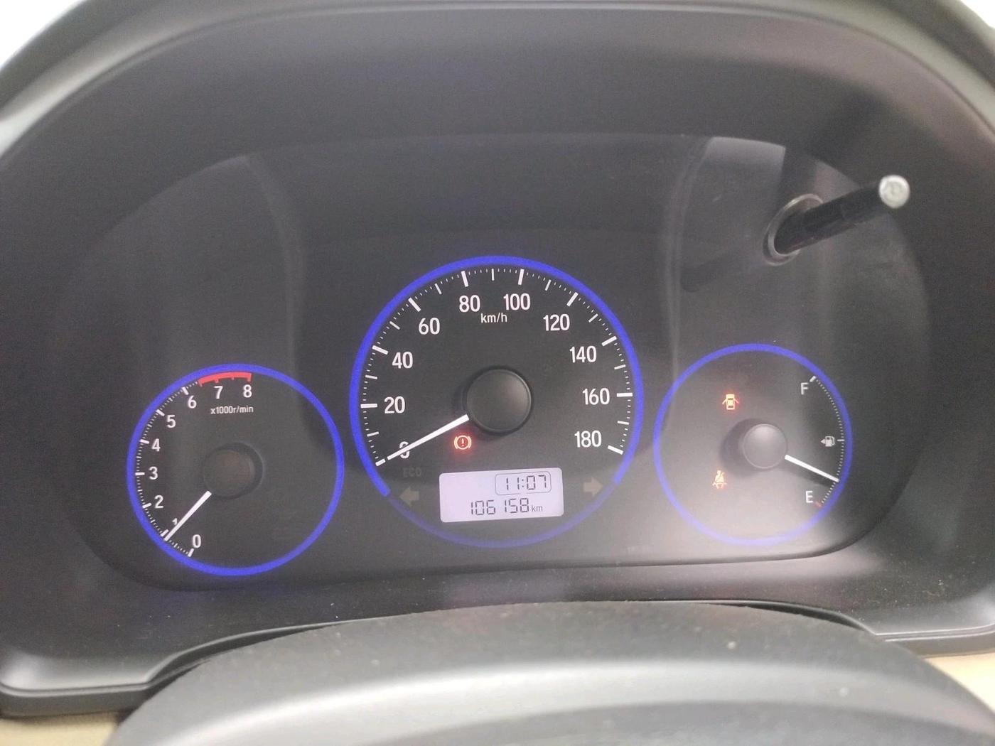2016 Honda Amaze 1.2L I-VTEC S, Petrol, Manual, 1,06,158 km, interior