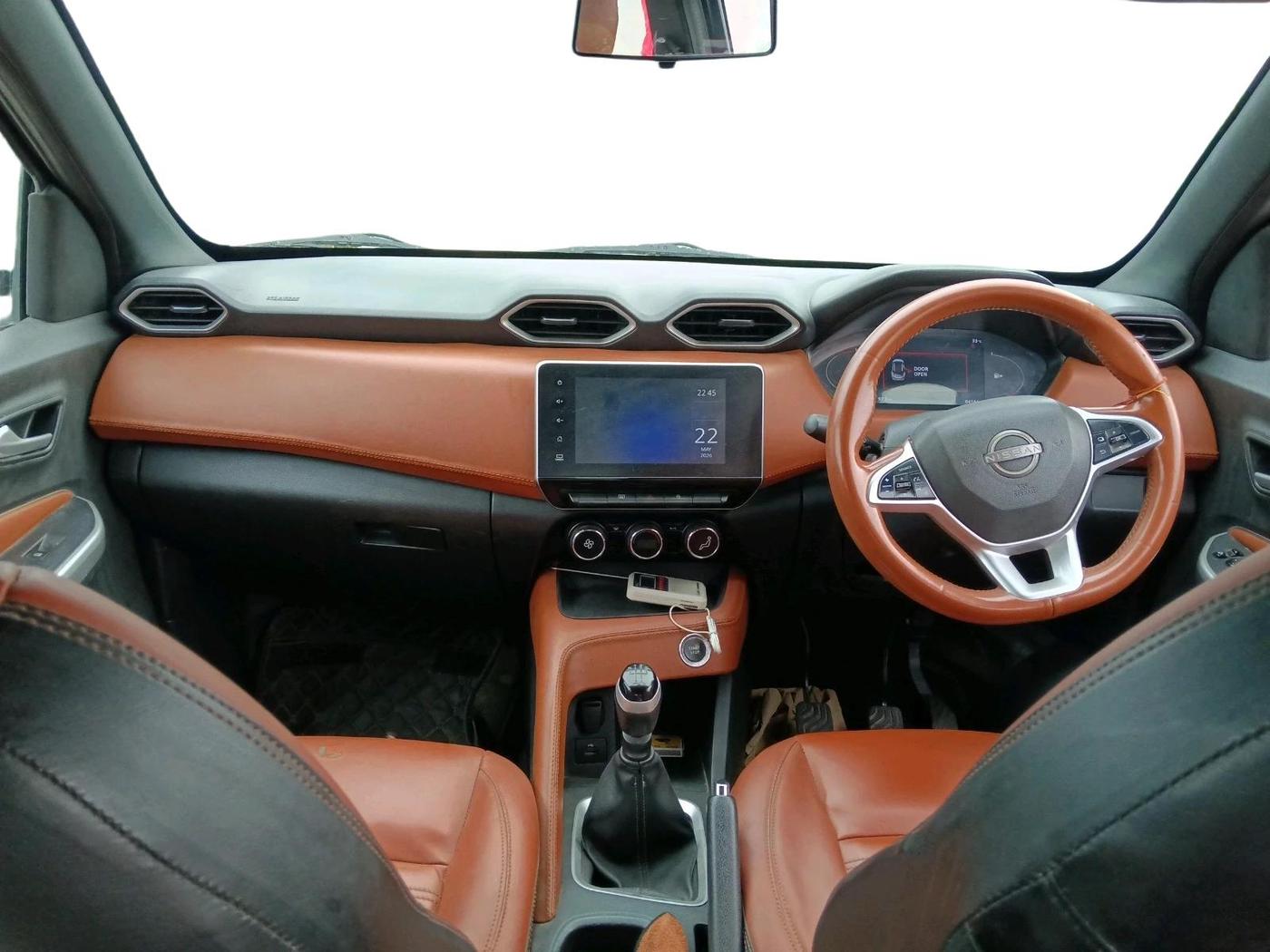 2021 Nissan MAGNITE XV MT, Petrol, Manual, 84,581 km, interior