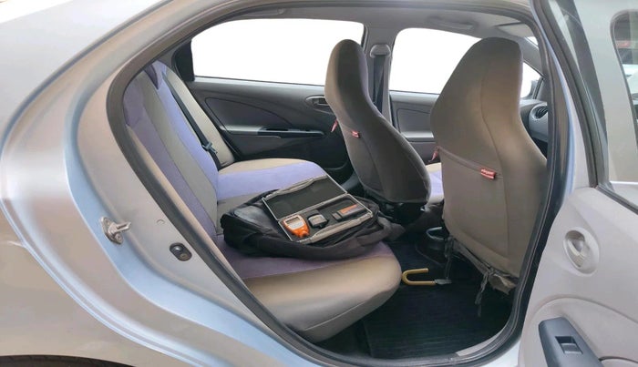 2011 Toyota Etios G, Petrol, Manual, 96,640 km, interior