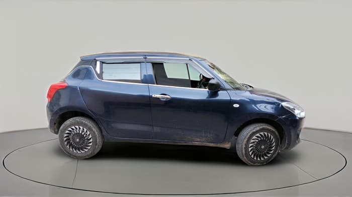2018 Maruti Swift LXI, CNG, Manual, 1,78,692 km, exterior