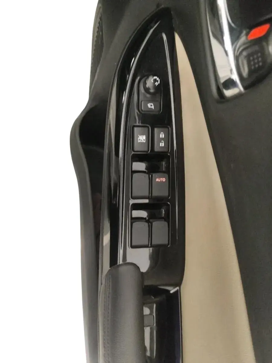 2025 Toyota Glanza V AMT, Petrol, Automatic, 4,344 km, interior