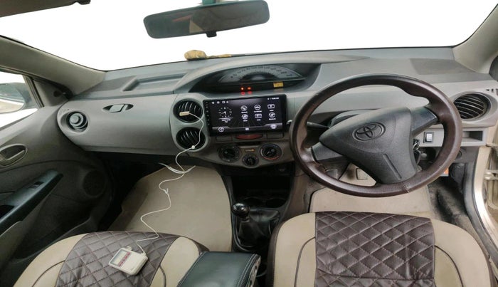 2011 Toyota Etios G, Petrol, Manual, 92,028 km, interior