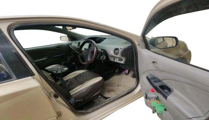 2011 Toyota Etios G, Petrol, Manual, 92,028 km, interior