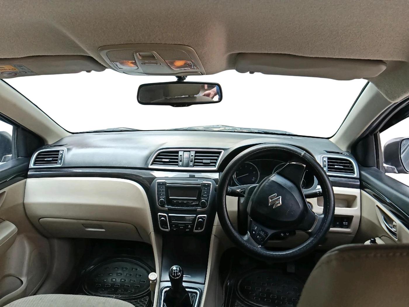 2016 Maruti Ciaz ZDI SHVS, Diesel, Manual, 42,627 km, interior