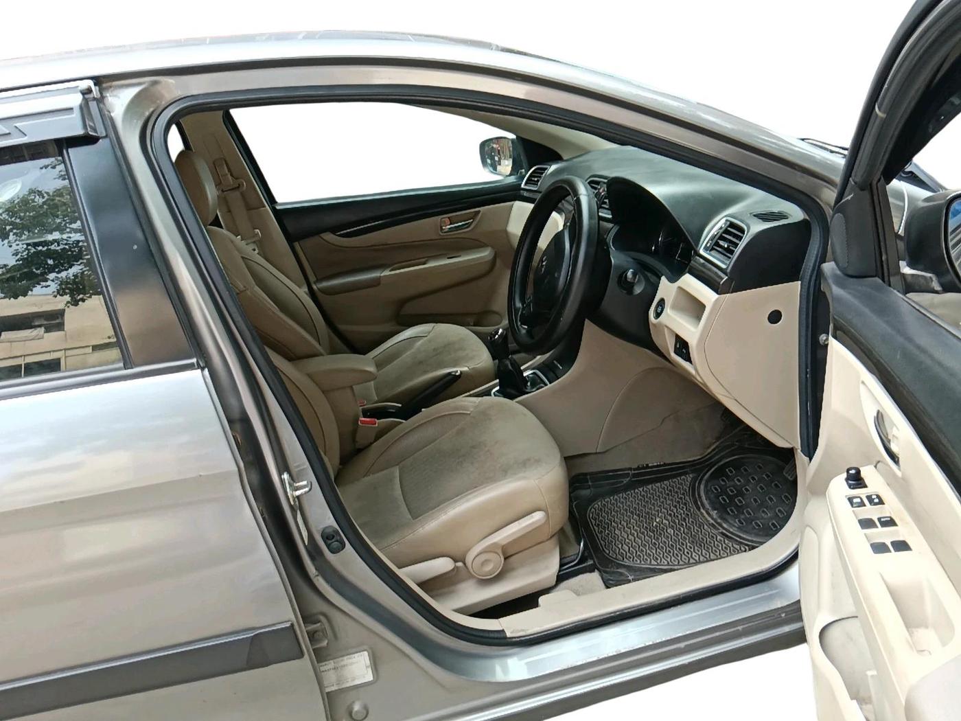 2016 Maruti Ciaz ZDI SHVS, Diesel, Manual, 42,627 km, interior