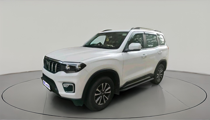 2024 Mahindra SCORPIO-N Z4 DIESEL MT 2WD 7 STR, Diesel, Manual, 40,139 km, exterior
