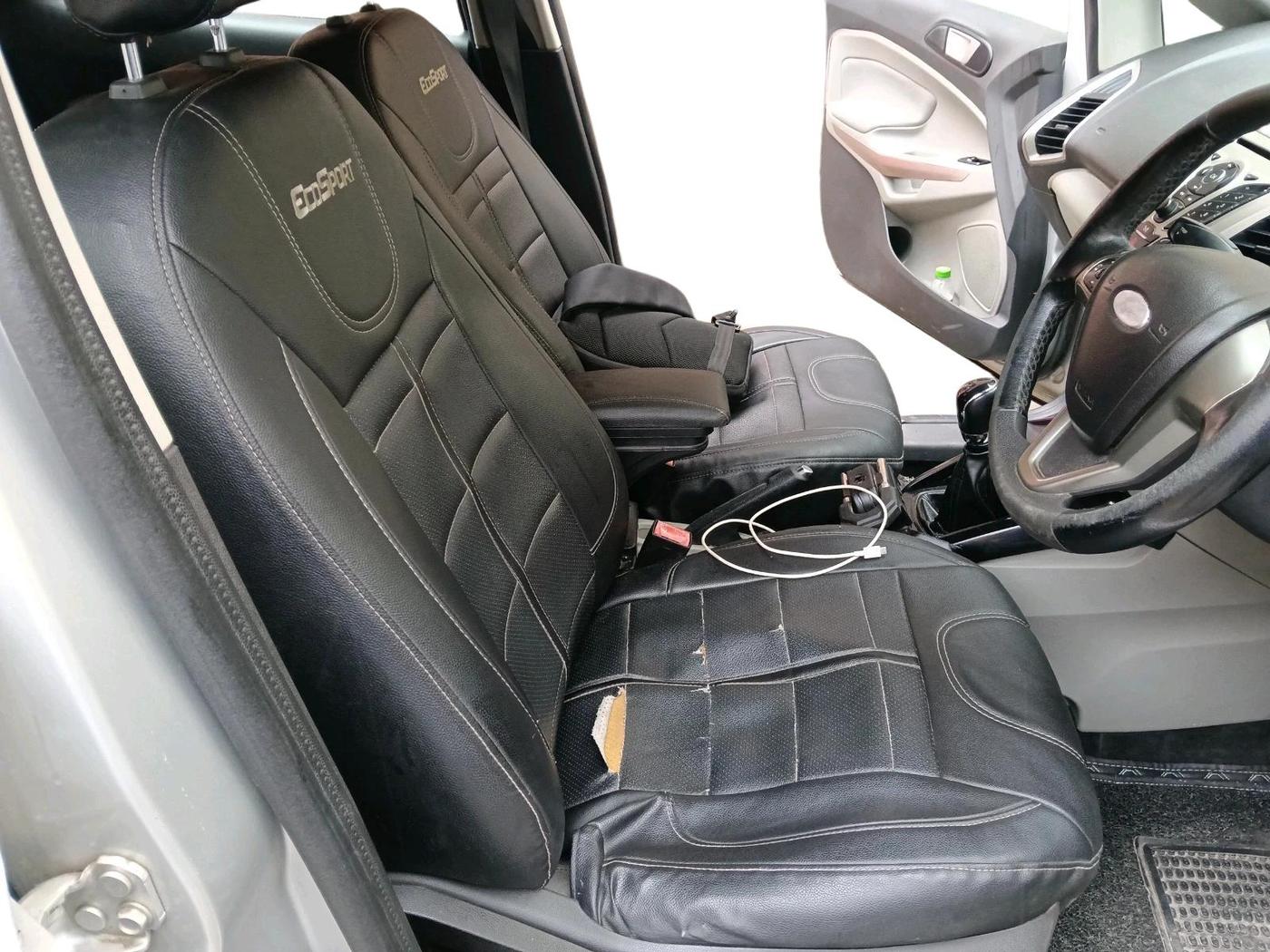 2013 Ford Ecosport TITANIUM 1.0L ECOBOOST, Petrol, Manual, 95,574 km, interior