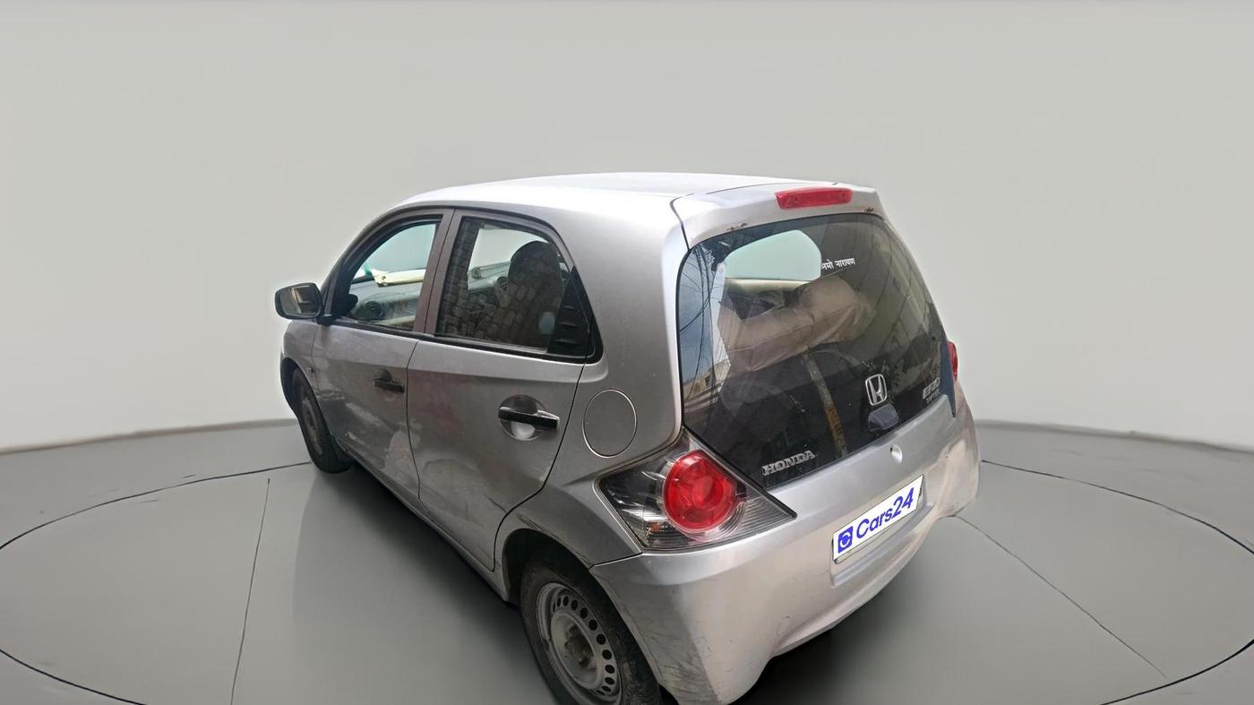 2012 Honda Brio E MT, CNG, Manual, 67,185 km, exterior