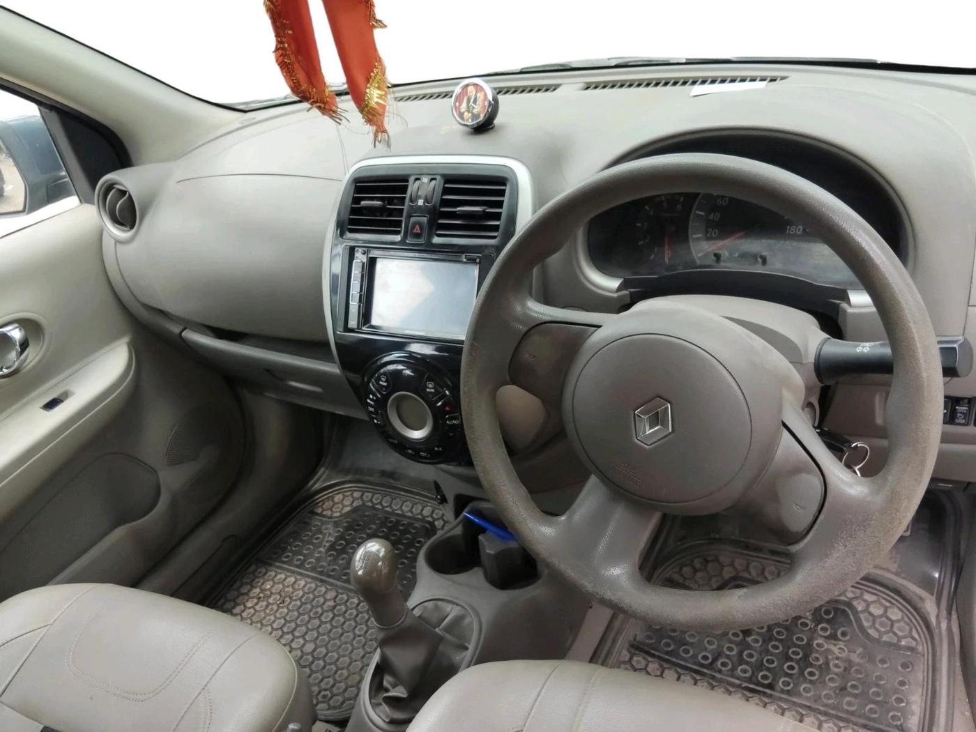 2016 Renault Pulse RXL ABS DIESEL, Diesel, Manual, 72,956 km, interior