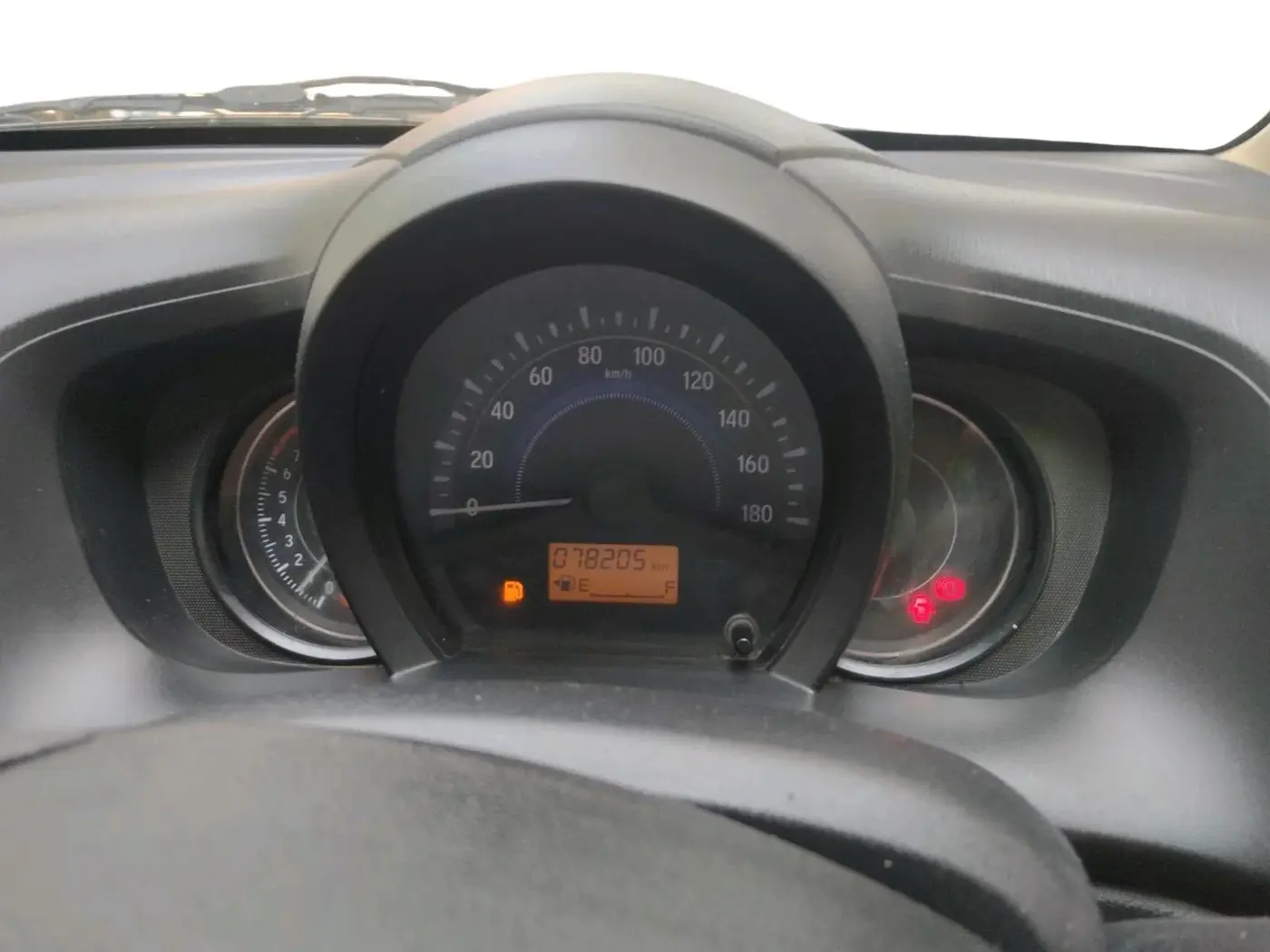 2015 Honda Amaze 1.2L I-VTEC S, CNG, Manual, 78,205 km, interior