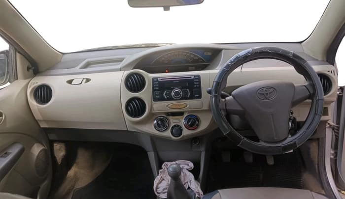 2014 Toyota Etios Liva G, Petrol, Manual, 32,765 km, interior
