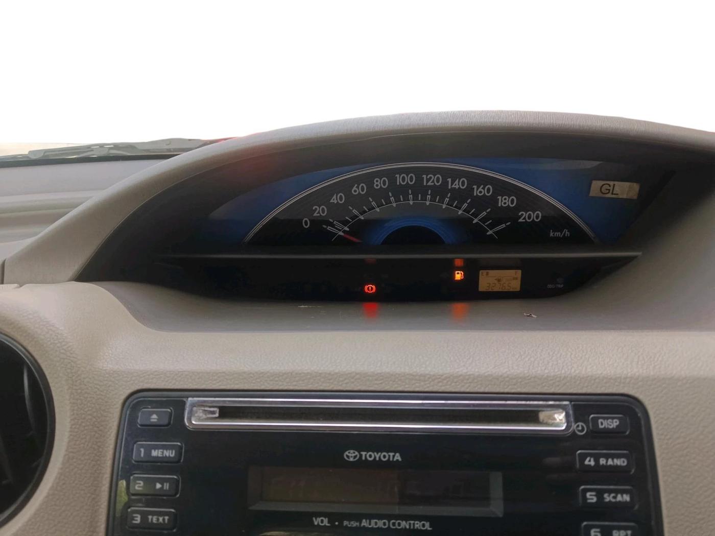 2014 Toyota Etios Liva G, Petrol, Manual, 32,765 km, interior