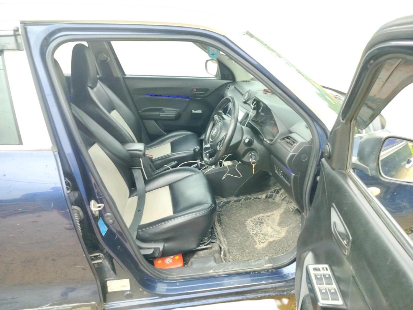 2020 Maruti Swift LXI, Petrol, Manual, 65,123 km, interior