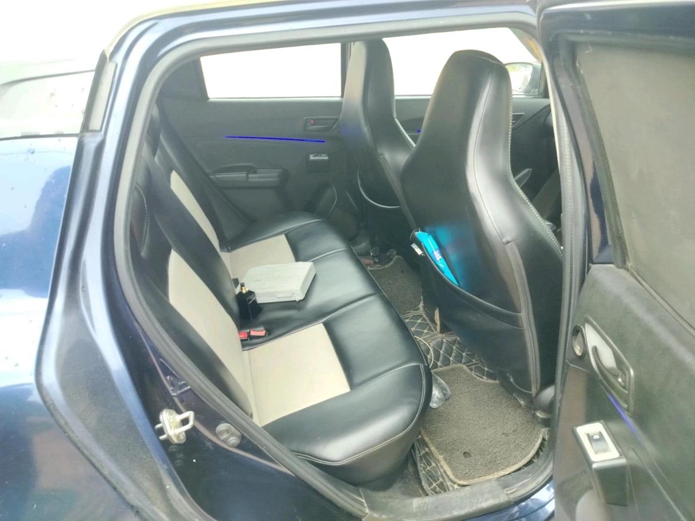 2020 Maruti Swift LXI, Petrol, Manual, 65,123 km, interior