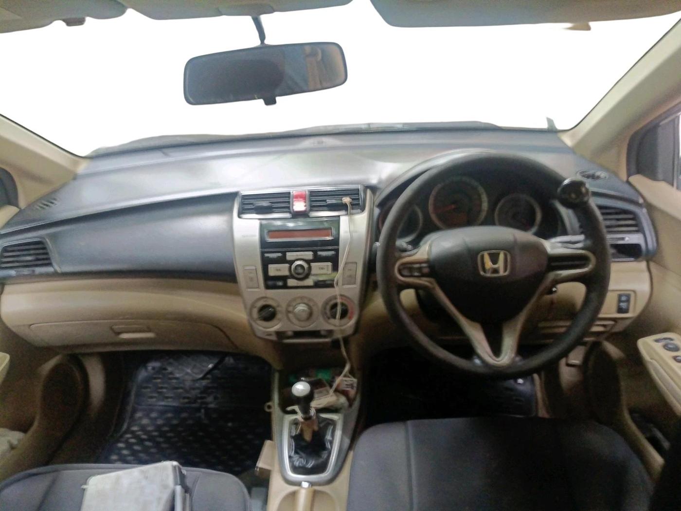 2011 Honda City 1.5L I-VTEC S MT, Petrol, Manual, 1,52,243 km, interior
