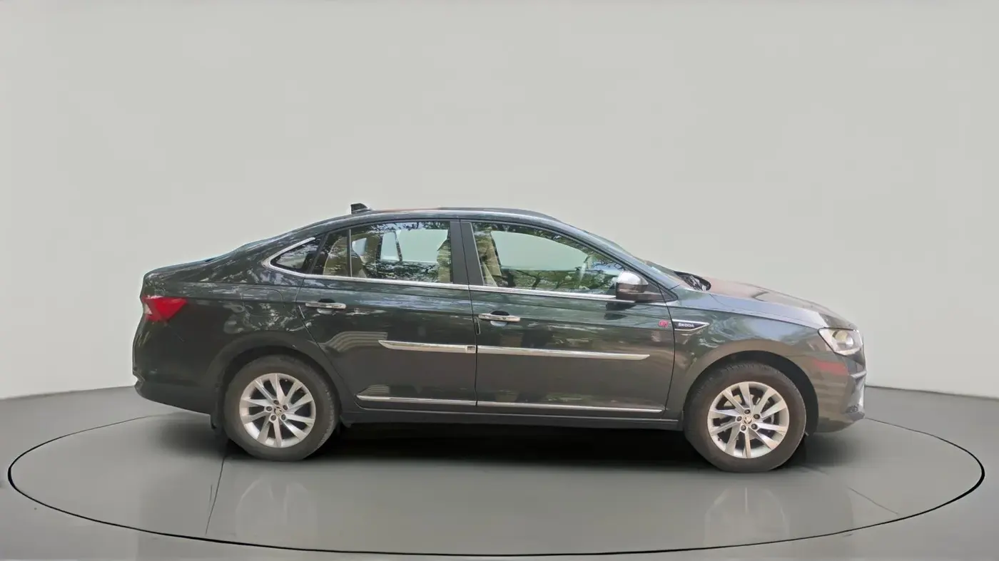 2023 Skoda SLAVIA AMBITION 1.0L TSI AT, Petrol, Automatic, 13,272 km, exterior