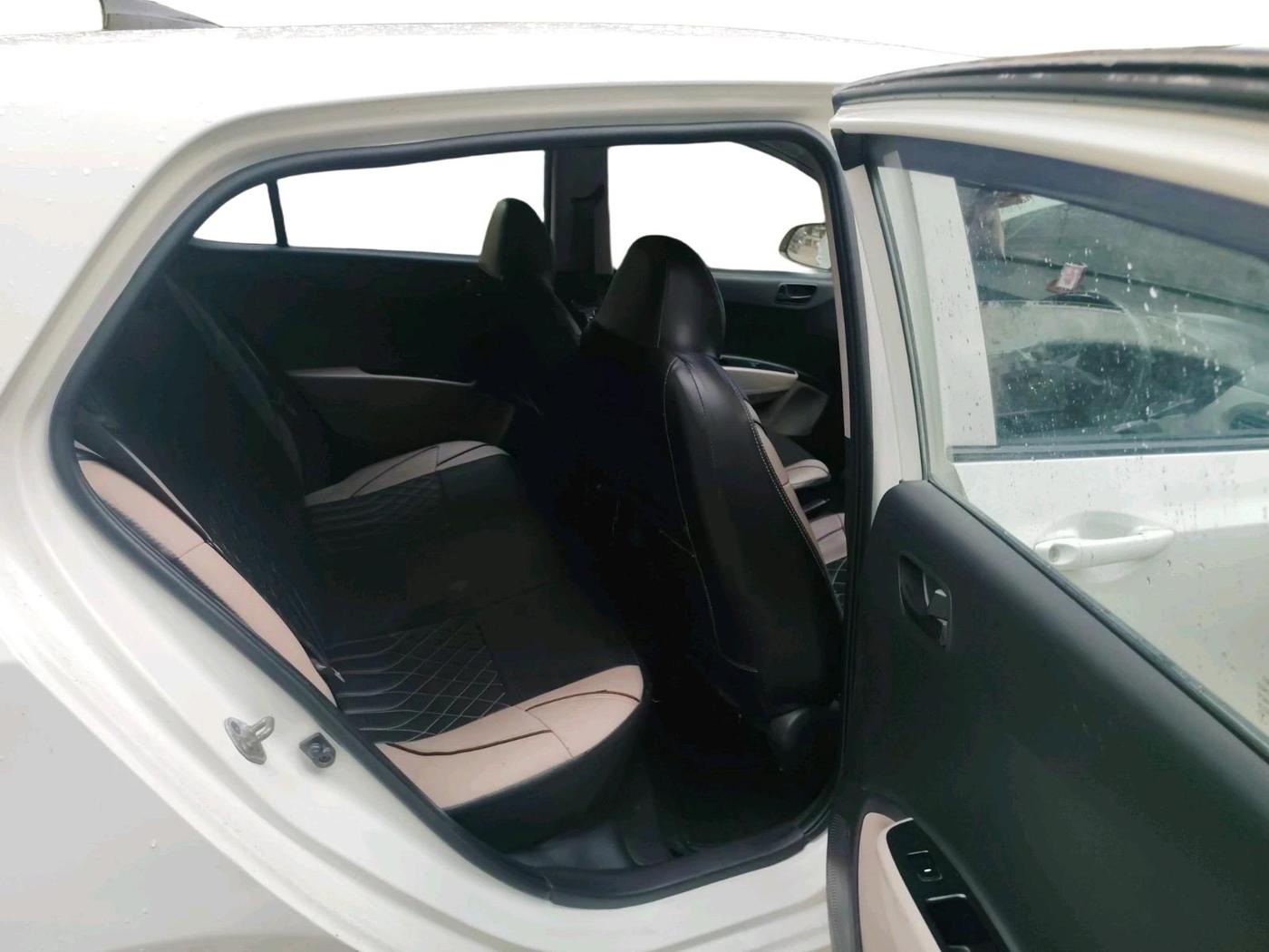 2016 Hyundai Grand i10 MAGNA 1.2 KAPPA VTVT, CNG, Manual, 72,745 km, interior