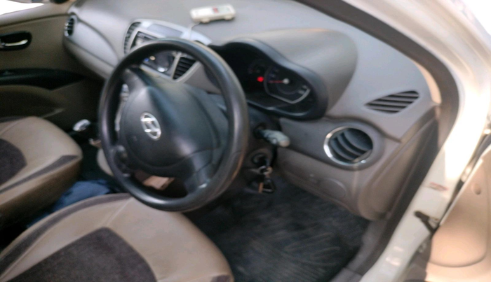 2011 Hyundai i10 MAGNA 1.2, Petrol, Manual, 1,48,964 km, interior