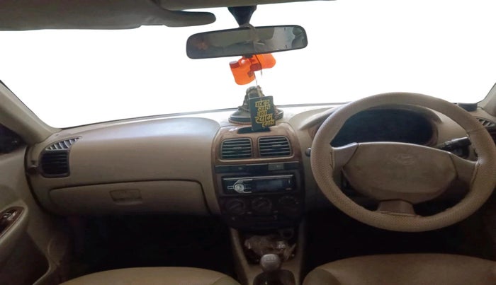 2012 Hyundai Accent EXECUTIVE, CNG, Manual, 85,255 km, interior