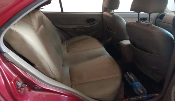 2012 Hyundai Accent EXECUTIVE, CNG, Manual, 85,255 km, interior