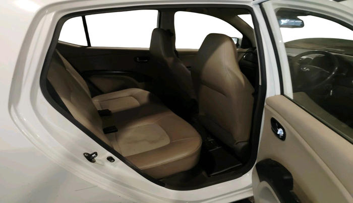 2013 Hyundai i10 MAGNA 1.2, Petrol, Manual, 57,972 km, interior