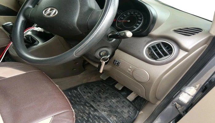 2015 Hyundai i10 MAGNA 1.1, CNG, Manual, 55,594 km, interior