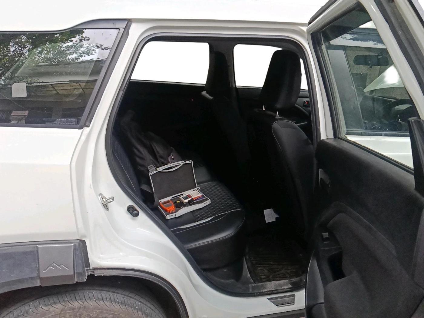 2025 Maruti BREZZA VXI, Petrol, Manual, 32,227 km, interior
