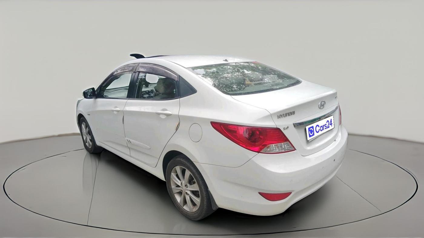 2013 Hyundai Verna FLUIDIC 1.6 VTVT SX, Petrol, Manual, 51,934 km, exterior