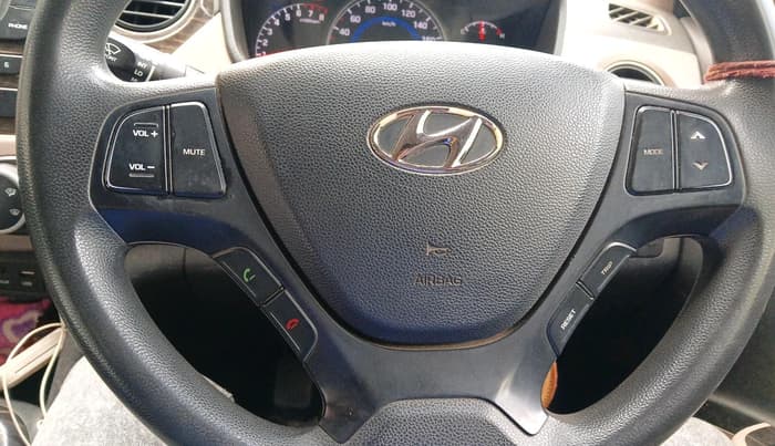 2016 Hyundai Grand i10 SPORTZ 1.2 KAPPA VTVT, CNG, Manual, 1,11,894 km, interior
