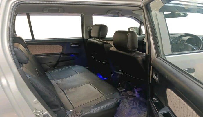 2017 Maruti Wagon R 1.0 VXI, CNG, Manual, 52,167 km, interior