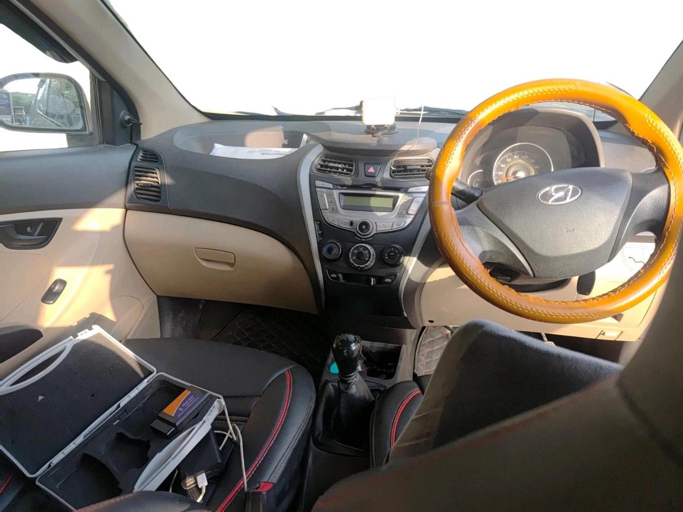 2012 Hyundai Eon MAGNA +, Petrol, Manual, 1,08,026 km, interior