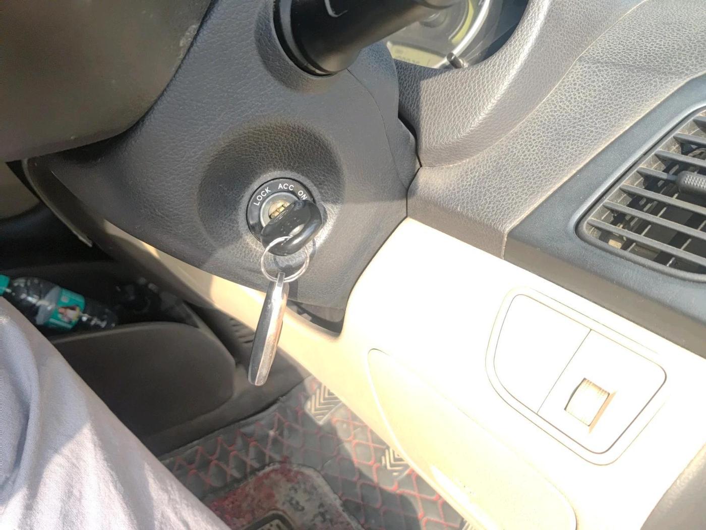 2012 Hyundai Eon MAGNA +, Petrol, Manual, 1,08,026 km, interior