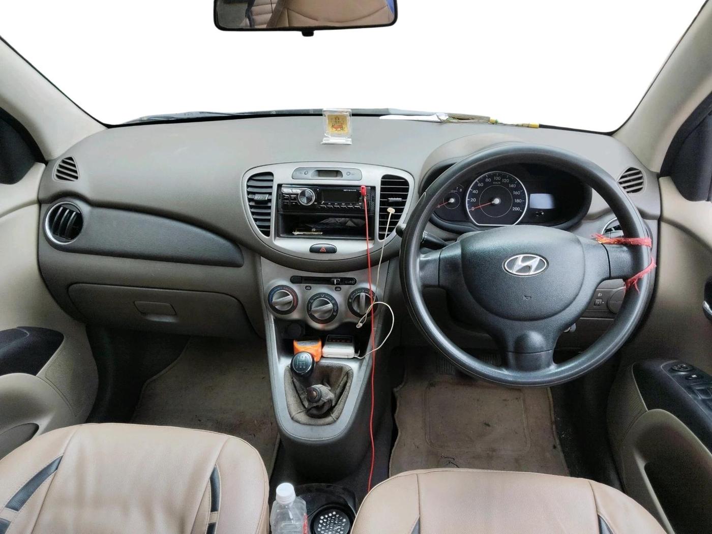 2012 Hyundai i10 MAGNA 1.2, Petrol, Manual, 59,814 km, interior