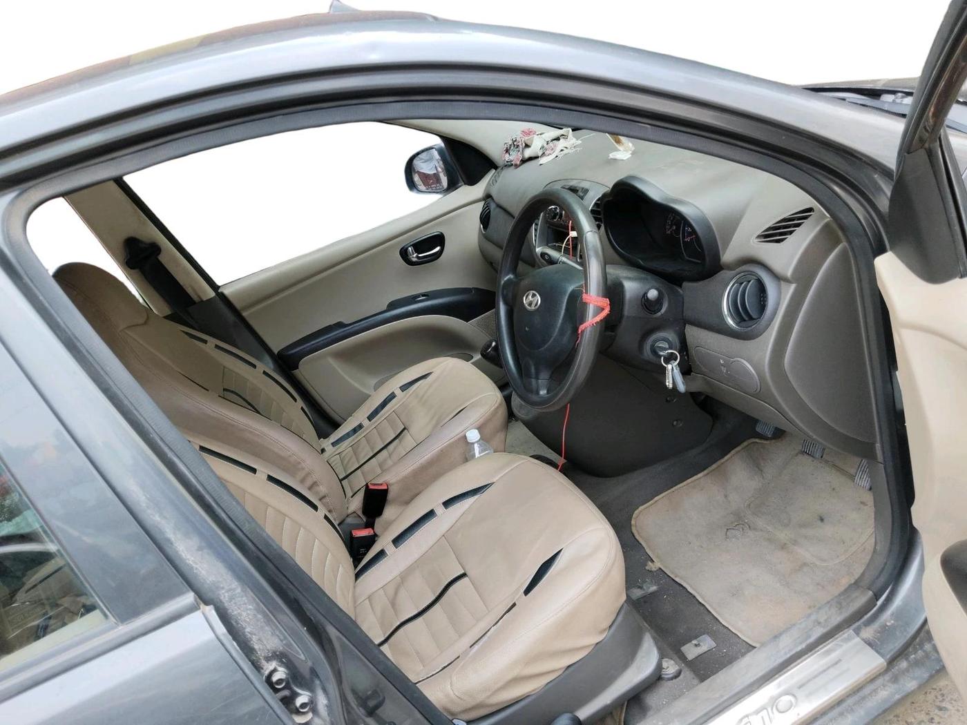 2012 Hyundai i10 MAGNA 1.2, Petrol, Manual, 59,814 km, interior